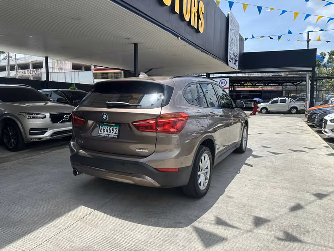 BMW XI 2021 - Imagen 4
