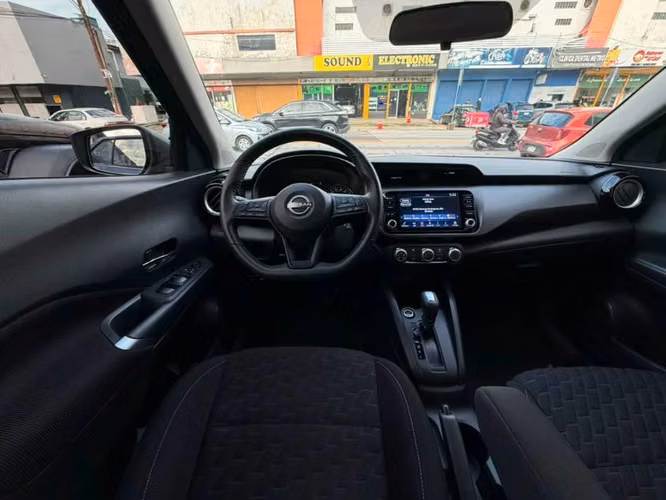 NISSAN KICKS 2023 AUTOMATICO SOLO 12MIL KLM COMO NUEVA GARANTIA VIGENTE HASTA 2028 IMPECABLE APLICAPARA FINANCIAMIENTO