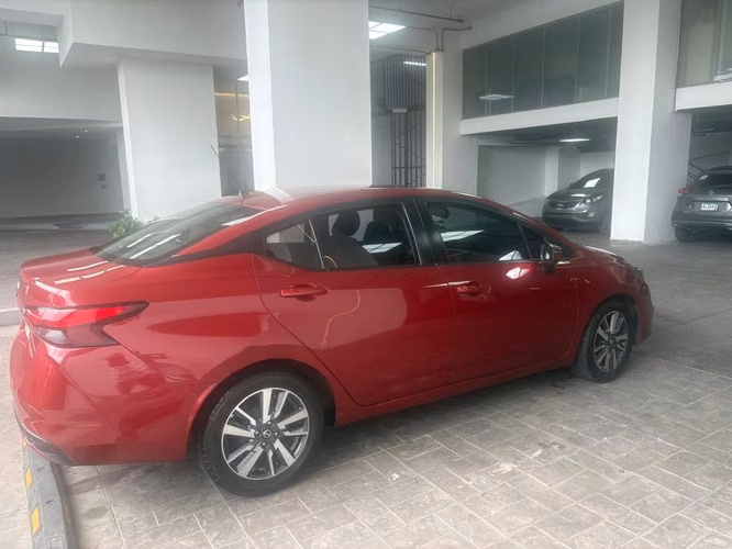 Nissan Versa Advance 2020 Automático – ¡Excelente Estado!