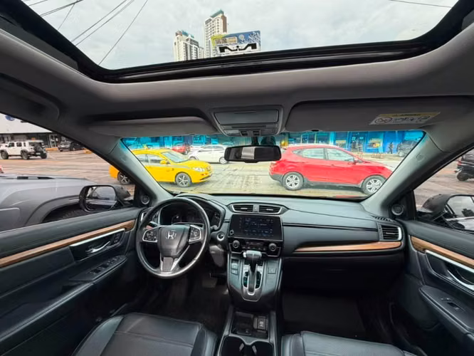 HONDA CRV AÑO 2018 AUTOMÁTICA 1.5 TURBO VERSION FULL UNICO DUEÑO