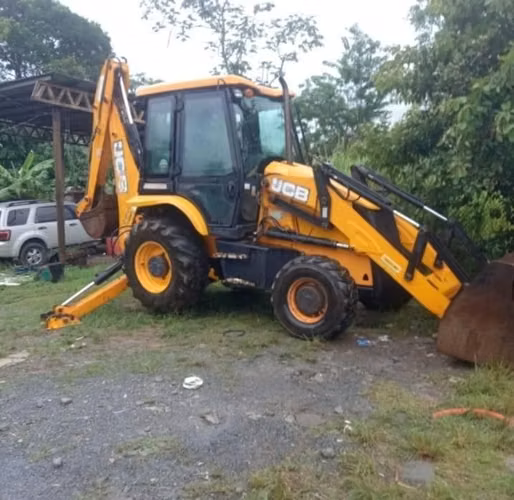 Se vende retroexcavadora JCB3cx