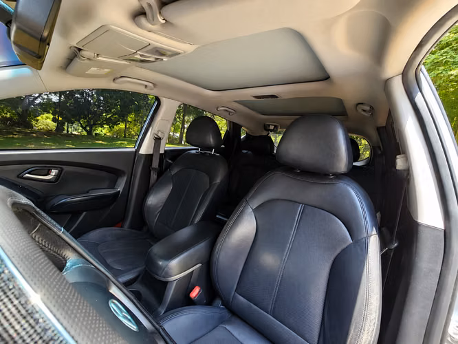 Hyundai Tucson IX Automática Full Extras poco uso - Imagen 15
