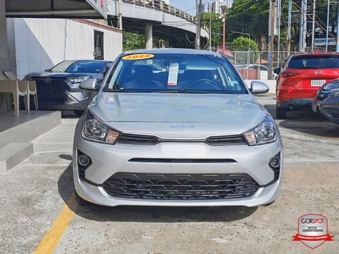 Kia Rio 2024 Automática EF3365