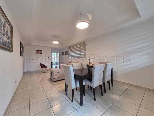 Casa en alquiler en Villa Lucre 27LRL755