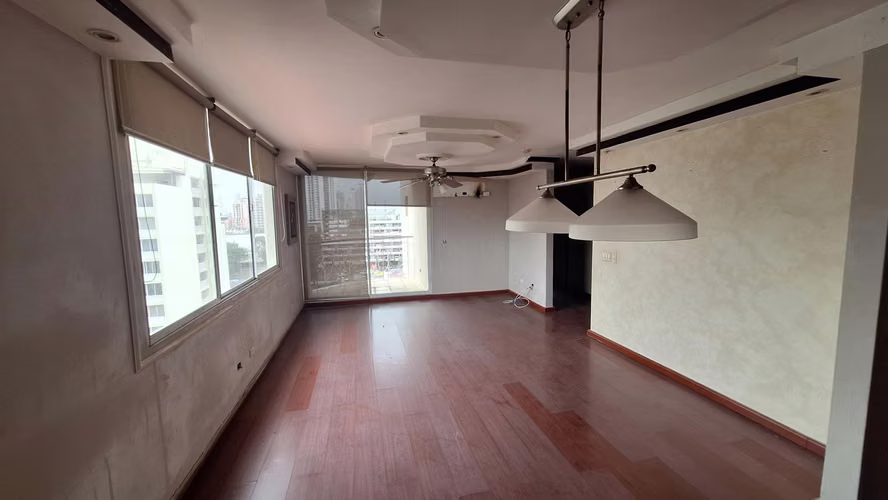 SE VENDE APARTAMENTO EN P.H. BRISAS DEL CARMEN, BELLA VISTA