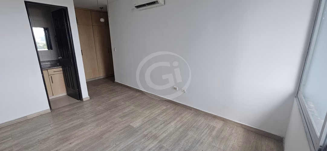 Venta Apartamento Sol del Este Reposeído bancario precio oportunidad