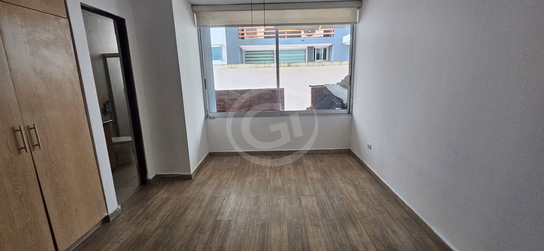 Venta Apartamento Sol del Este Reposeído bancario precio oportunidad