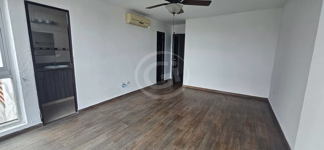 Venta Apartamento Sol del Este Reposeído bancario precio oportunidad