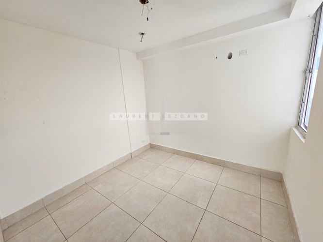 Vendo Apartamento en PH Sky Point de 3 habitaciones 2 parkings. Haga una oferta