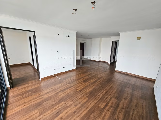Venta de Apartamento en PH Parques del Carmen. HAGA UNA OFERTA