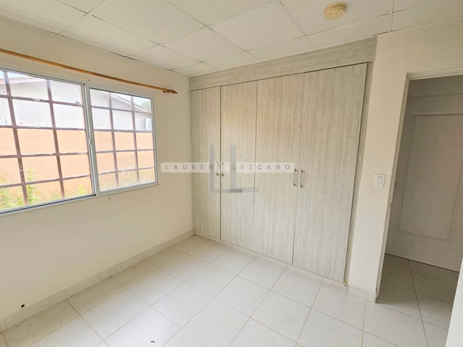 Venta Casa Unifamiliar en Paseo Montelimar en Calle Privada. Haga una oferta