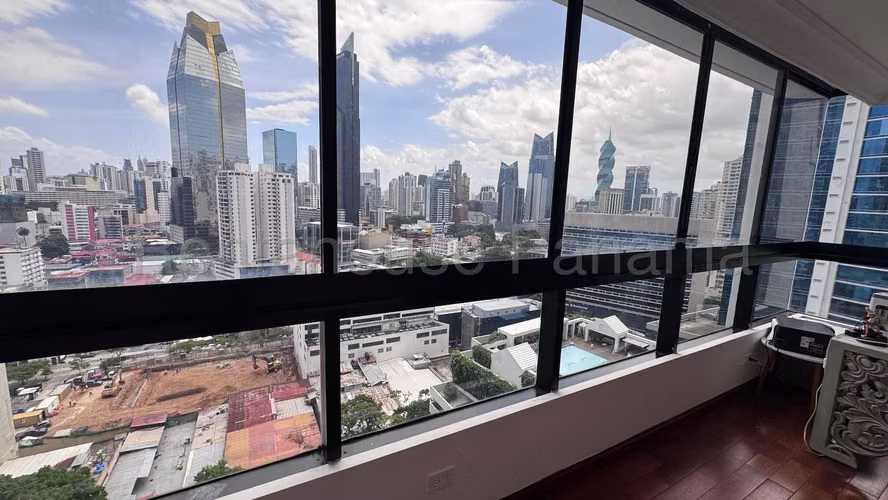 Vendo Apartamento de 332 m² en PH Princesa del Mar, Avenida Balboa 27-167GG