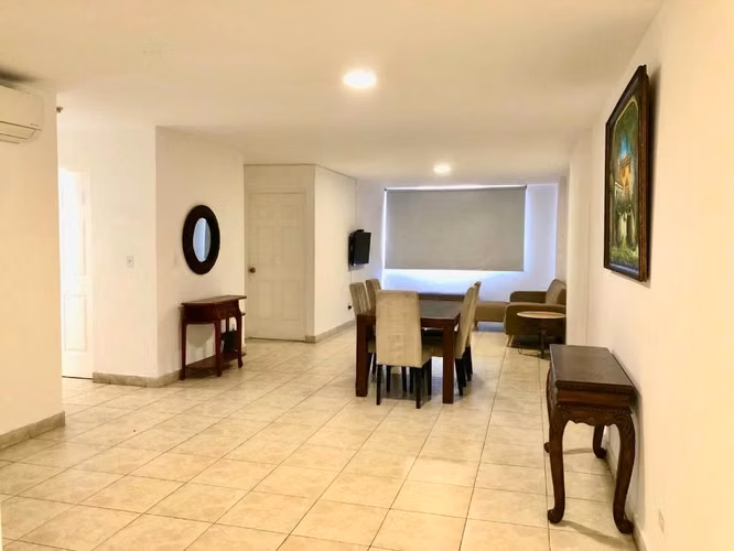 Apartamento en El Cangrejo I amoblado I 3 Rec I con vista a la ciudad y cerca a parque omar - Imagen 3