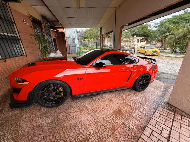 Mustang GT