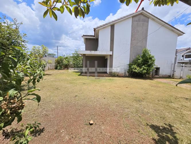 Venta Casa Unifamiliar de Esquina en PH Olympus - Brisas Norte. Haga una oferta