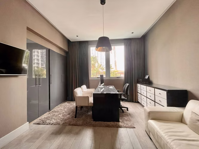 Moderna Casa en Coco del Mar | Piscina, Sauna, Cine Privado, Cava de Vinos y 780 m² de Elegancia