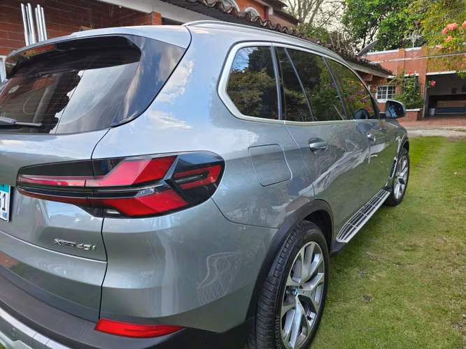 BMW X5 xDrive40i 2024 COMO NUEVO