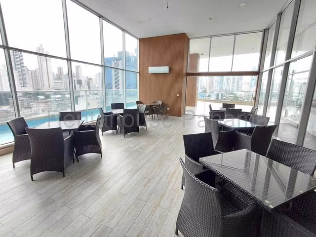 VENTA DE CONVENIENTE Y HERMOSO APARTAMENTO COCO DEL MAR 26CDY5145