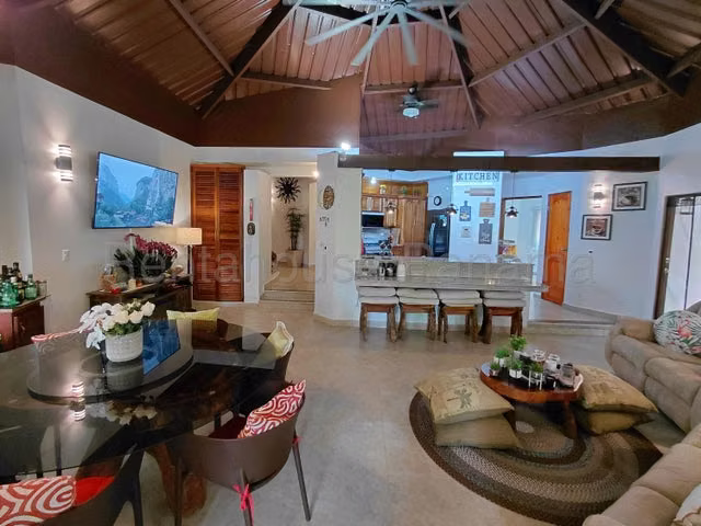 VENDO LA CASA DE ENSUEÑO QUE SIEMPRE HAS BUSCADO EN CERRO AZUL 26CDY7194