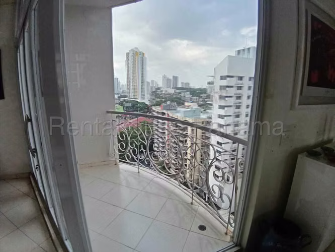 Apartamento en Venta en El Carmen. 27-697.