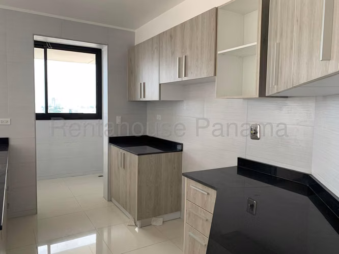 Alquiler de Apartamento con Línea blanca en El Cangrejo Ph Carreras Tower EC