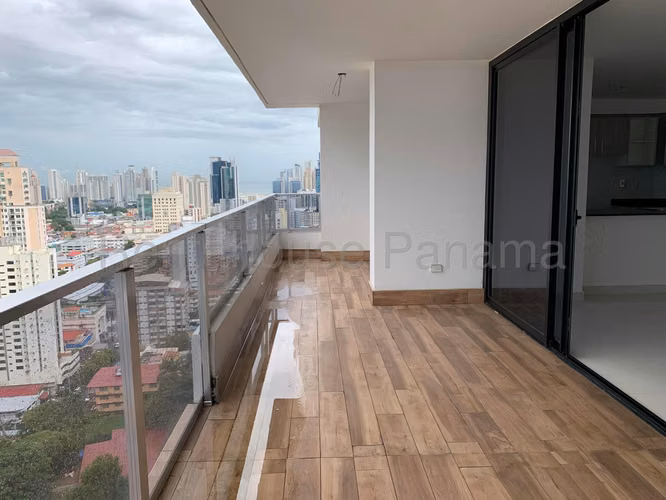 Alquiler de Apartamento con Línea blanca en El Cangrejo Ph Carreras Tower EC