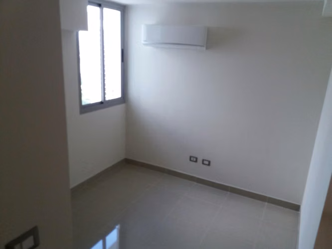 Venta de Apartamento con Línea blanca en Condado del Rey Ph Rokas EC