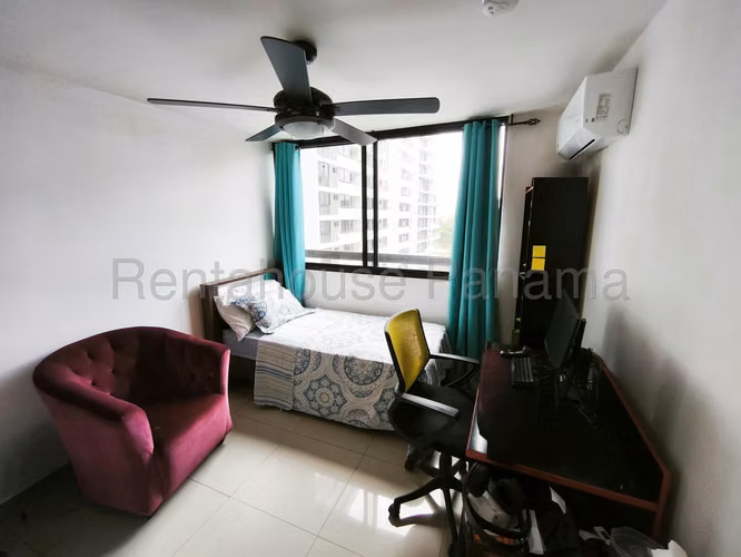 Venta de Apartamento con Línea blanca en Condado del Rey Ph Condado Country Club EC - Imagen 8