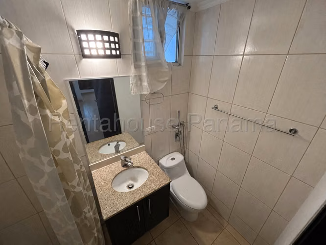 Alquiler de Apartamento en Pueblo Nuevo Ph Compopolitan Towers KF