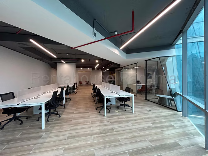Alquiler de Oficina en Costa del Este Financial Park Solo Cliente Directo MC