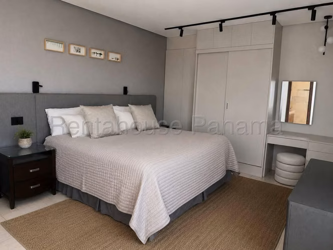 Venta de Apartamento en Santa Maria Ph Greenview 235 Mts PD