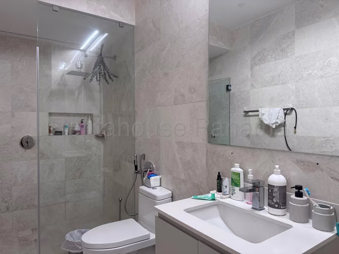 Venta de Apartamento en Punta Pacifica Ph SeaScape 211.68 Mts PD