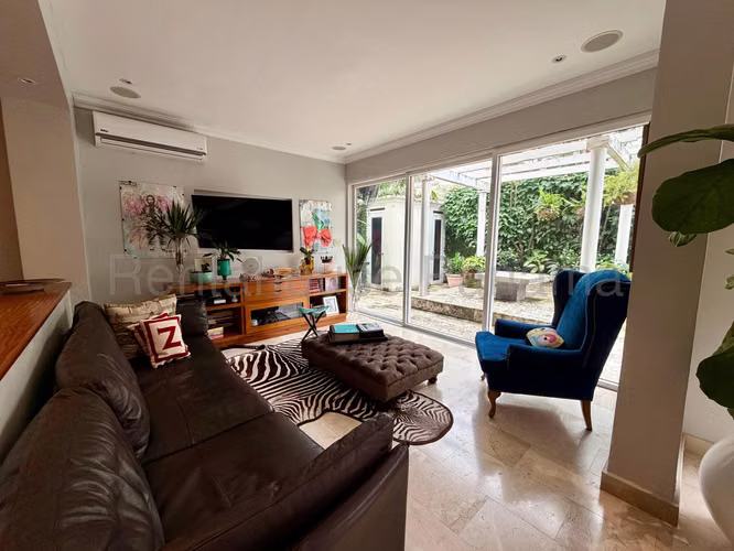 Venta de Casa en Costa del Este Palmeras del Este