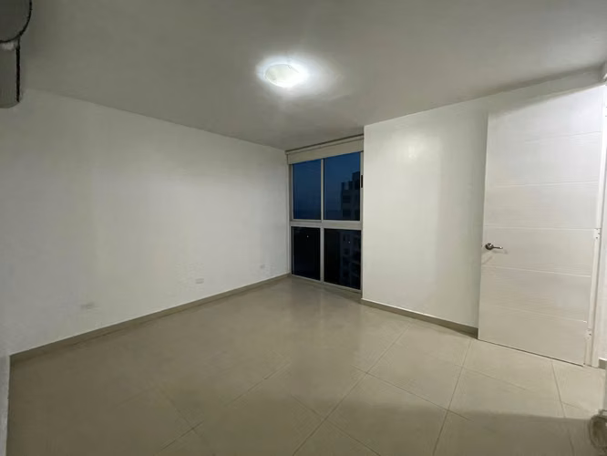 Venta de apartamento  en PH ICON TOWER - Coco del Mar- L.G.