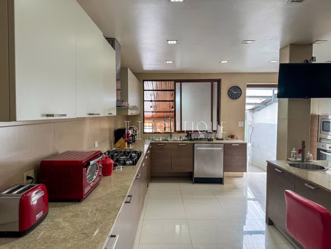 Venta de Casa en Hato Pintado – Residencia Multinivel