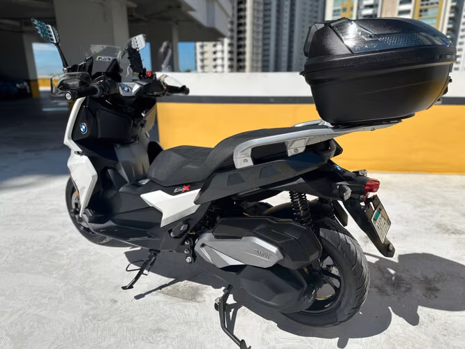 Se Vende BMW C400X 2020 – Excelente Estado