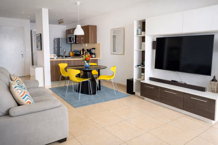 Se Alquila apartamento amoblado en Punta Pacifica