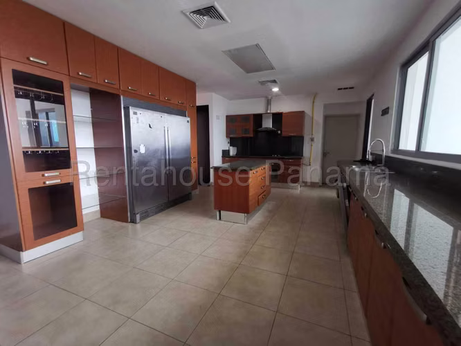 Vendo Apartamento en Costa del Este TEN TOWER OF27-721