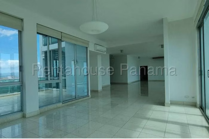 Vendo Apartamento en Costa del Este OCEAN ONE OF26-871