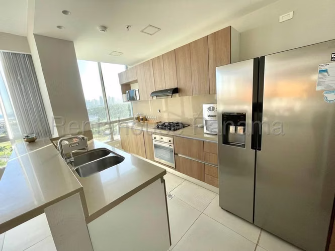 Alquiler de apartamento PH Maui Costa del Este (con opción a compra)