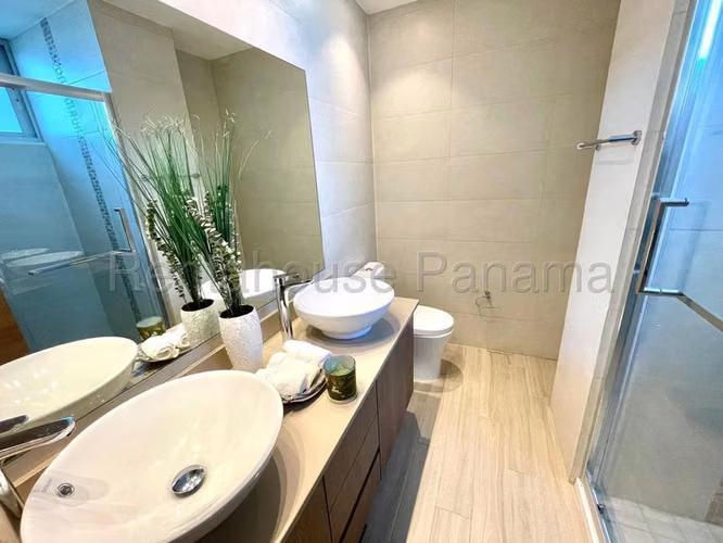Alquiler de apartamento PH Maui Costa del Este (con opción a compra)