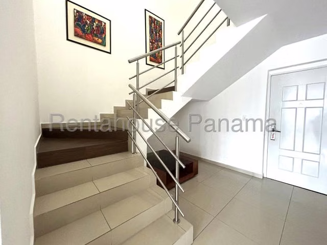 Alquiler de Apartamento PH MARINA TERRACE en Bella Vista  27LBR559