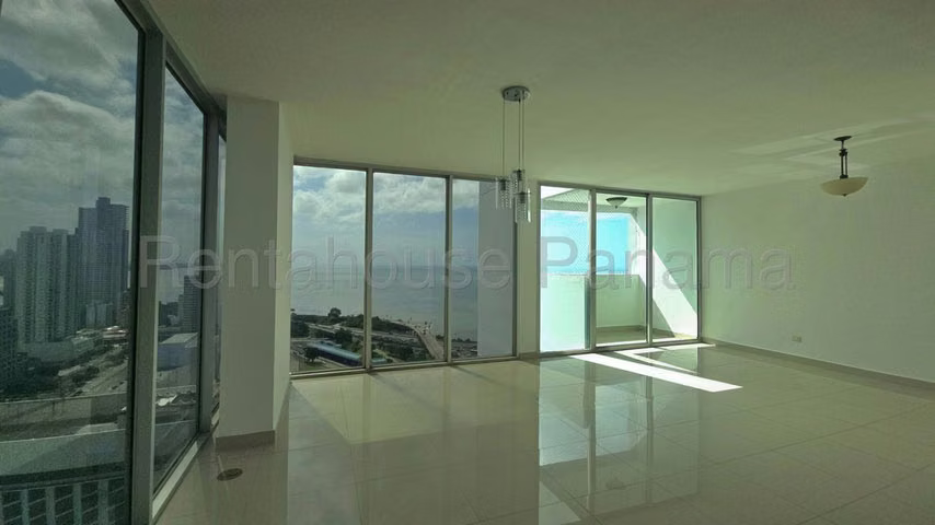 Alquiler -COMPRA de Apartamento PH PRIVE en San Francisco 27LBR427