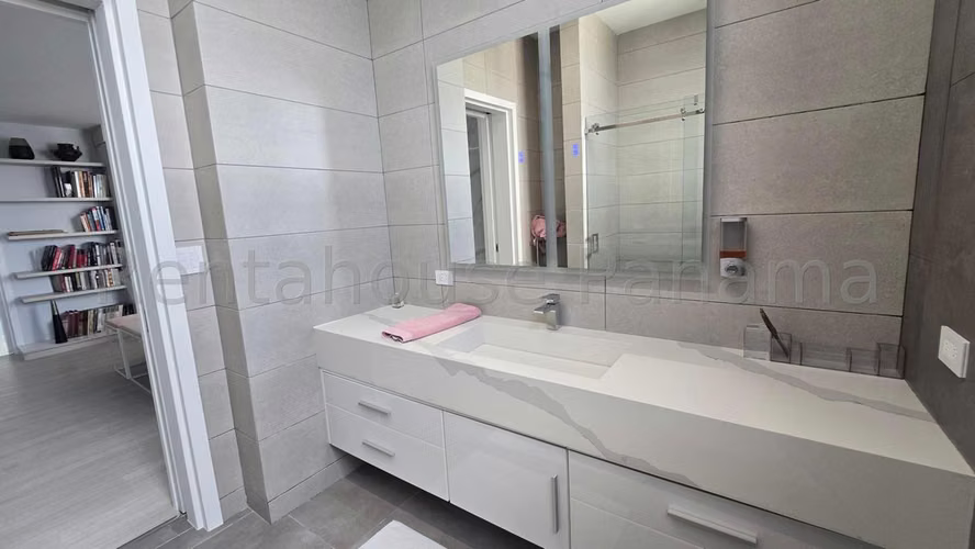 Apartamento en venta PH Ocean One Costa del Este