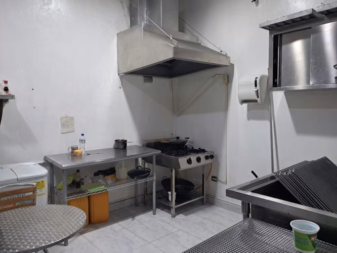 Edificio Comercial en Venta o Alquiler- 540mts2 San Francisco y Via Porras - Imagen 6