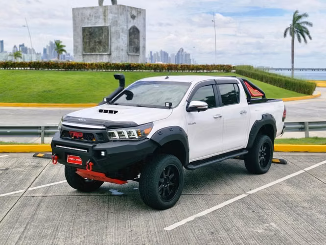 Toyota Hilux 2017 Automatica Turbo diesel