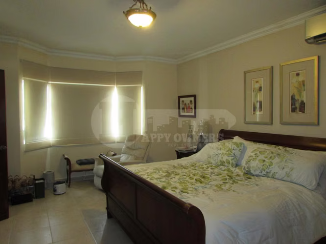Venta de casa en Residencial Costa Serena | Costa del Este. E.L