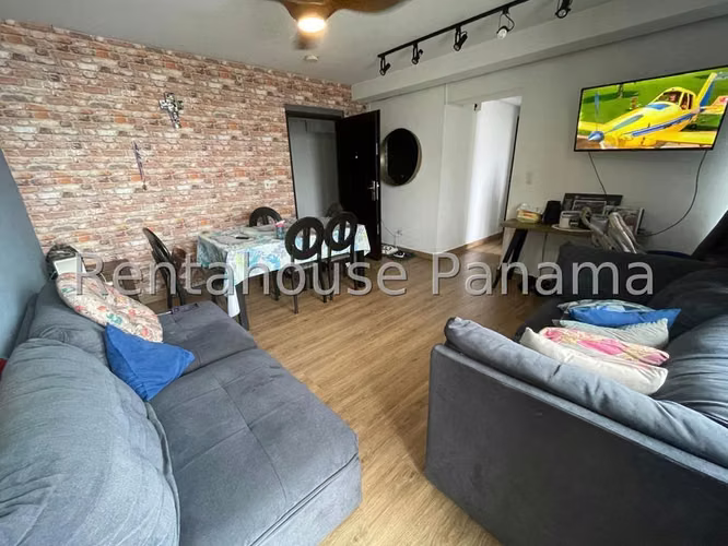 Apartamento en venta Via España PH Lefevre 75