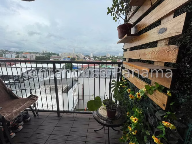 Apartamento en venta Via España PH Lefevre 75