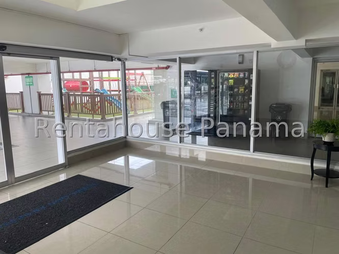 Apartamento en venta Via España PH Lefevre 75